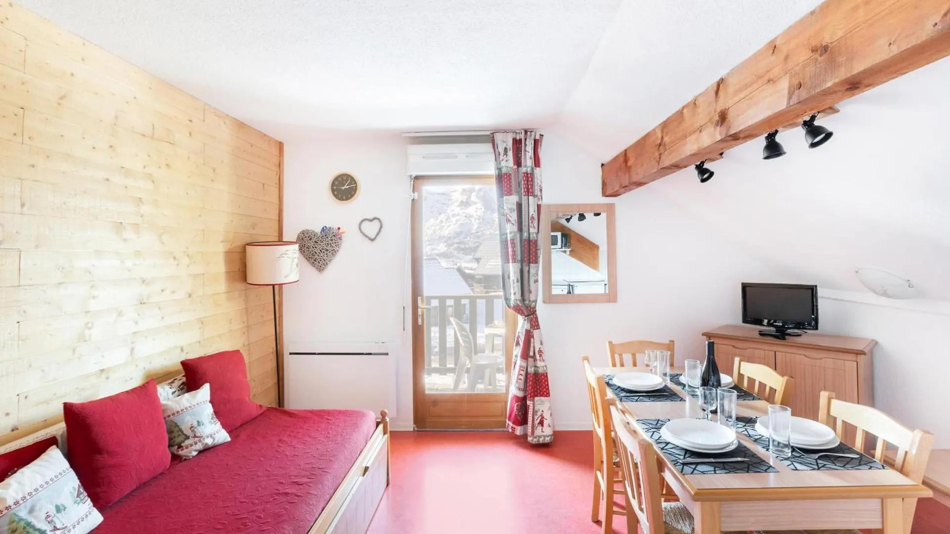 Apartment A 200M Des Pistes De Ski, Appartement Pour 4 Le Devoluy