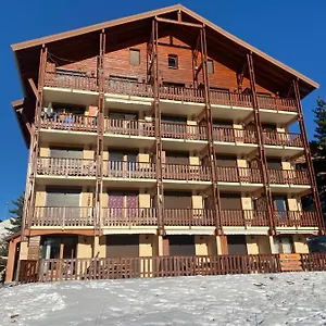 Pied Des Pistes La Joue Du Loup Saint-Étienne-en-Dévoluy
